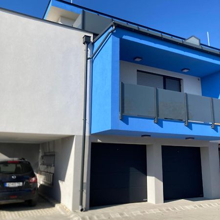 Swiss Star Apartment Mosonmagyarovar Exterior photo